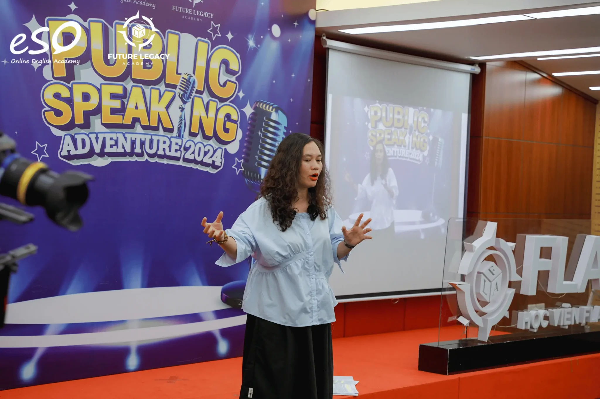Tiếng anh trực tuyến ESO