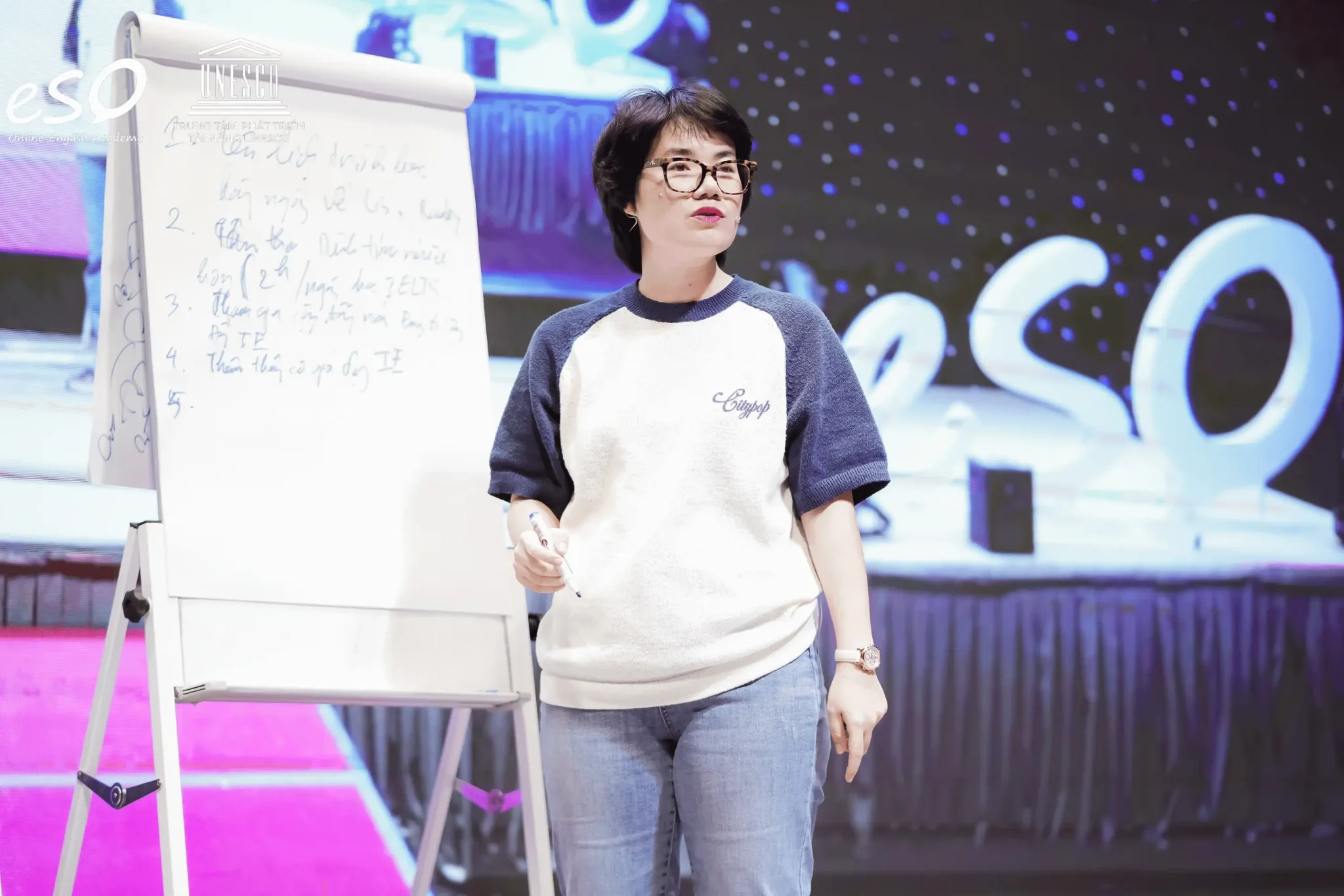 Tiếng anh trực tuyến ESO